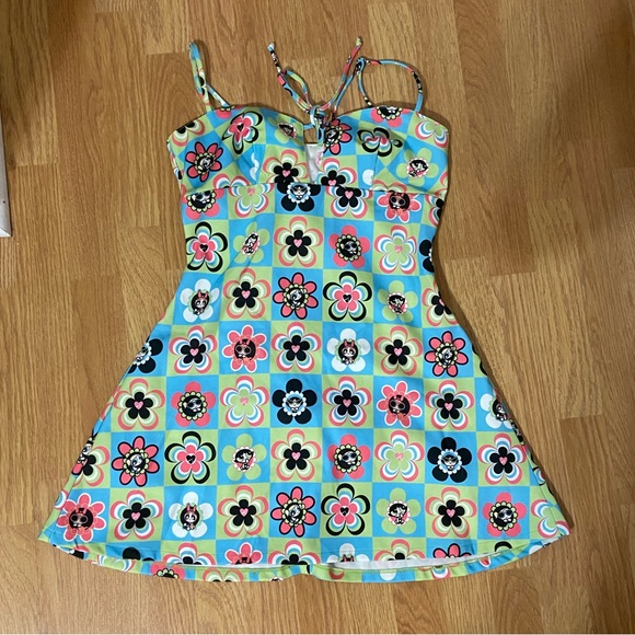 dolls kill x powerpuff girls POWER OF THE FLOWER MINI DRESS - Picture 2 of 4